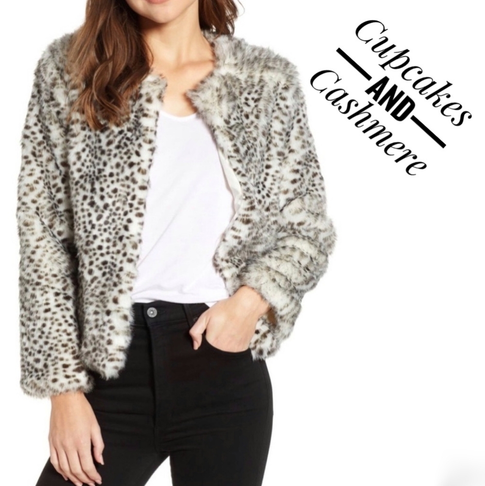 NWT Cupcakes and Cashmere Caesar Faux Fur Jacket